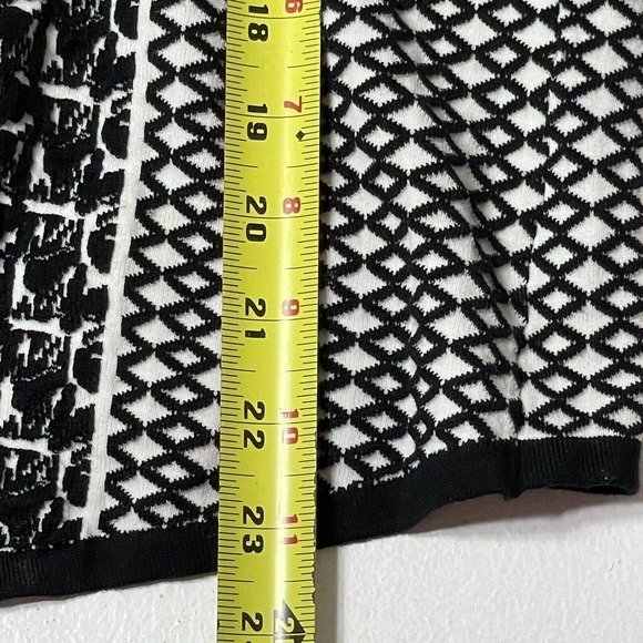 Womens Size Medium BKE‎ Boutique Full Zipup Mixed Print Sweater Zipper Blazer - Picture 8 of 12